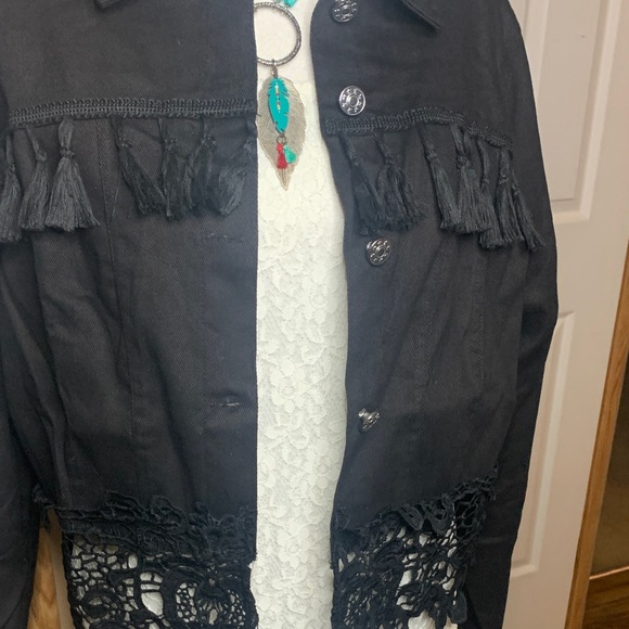 BLACK Denim Button Up Collared Jacket with Tassels and Lace Trim Size X-Large - Picture 5 of 8